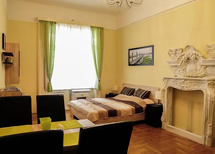 Green Apple Apartman Appartamento