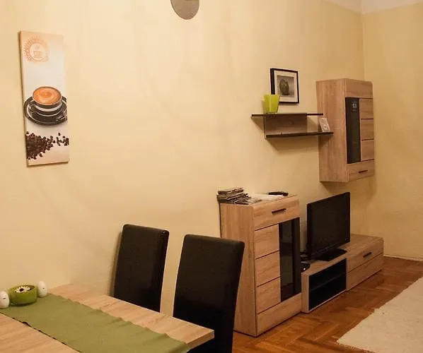 Green Apple Apartman